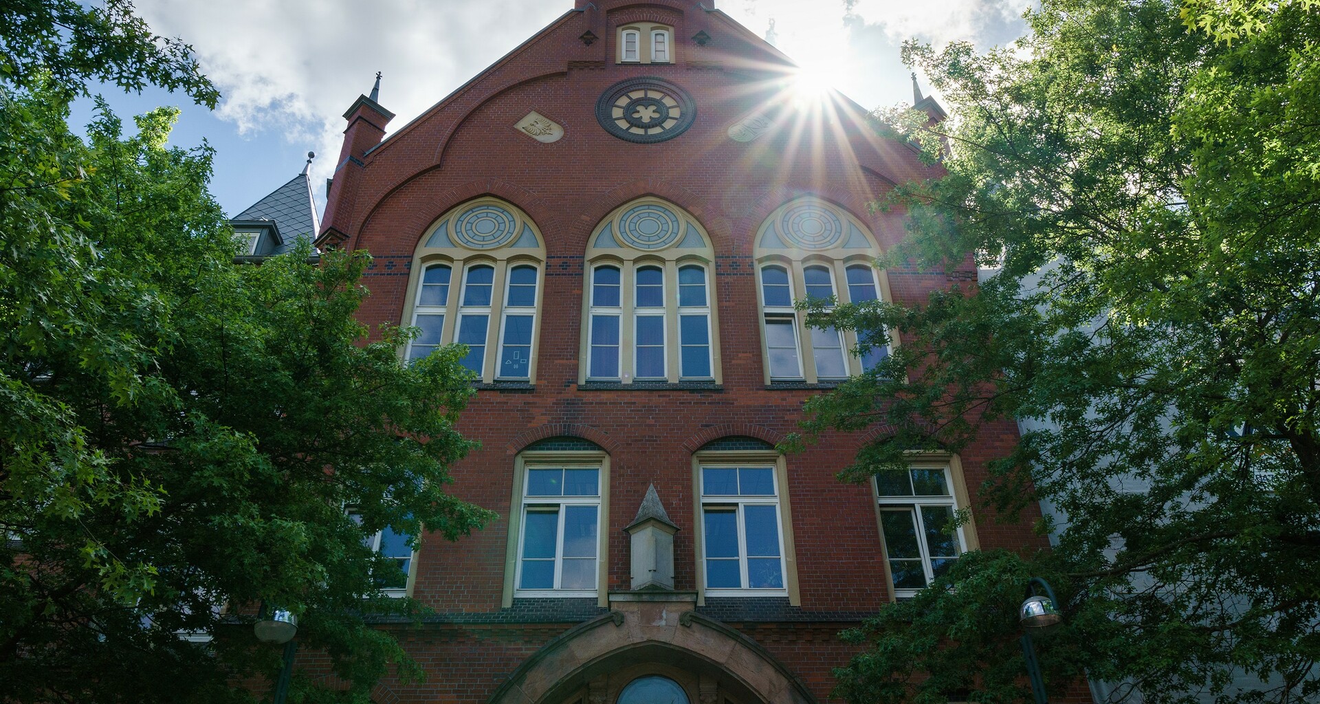 Schule am Ernst Reuter Platz