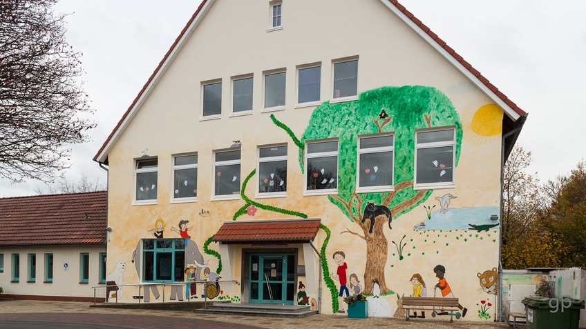 Eingangsbereich der Surheider Grundschule