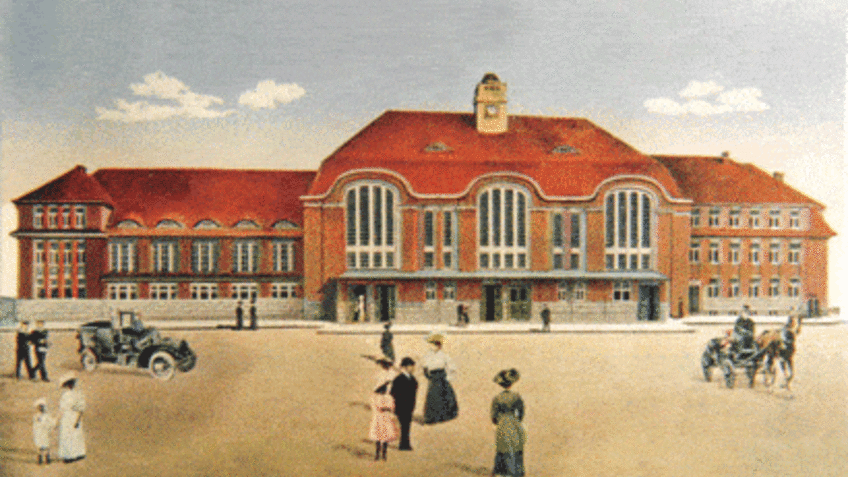 Historisches Foto eines Bahnhofs.