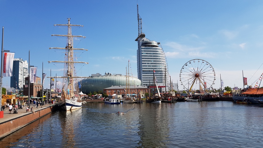 Blick auf Neuen Hafen Bremerhaven