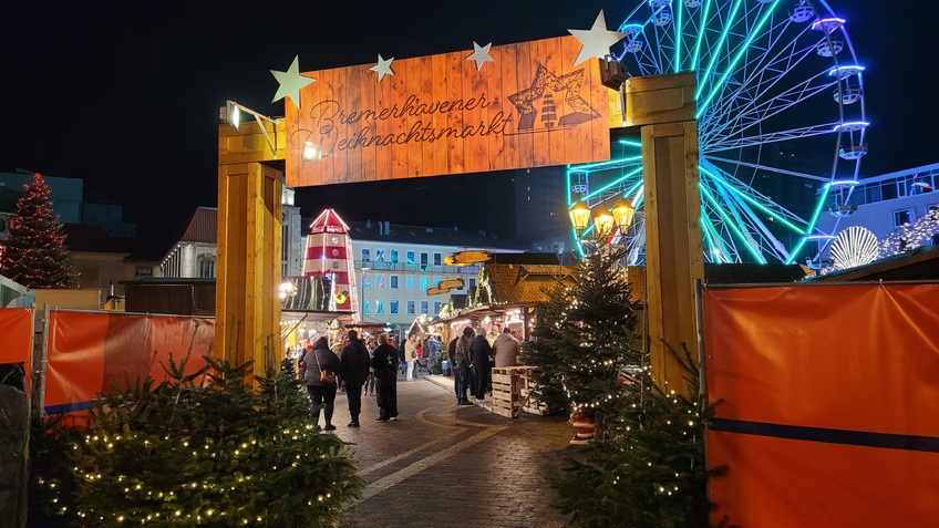 Eingangstor Bremerhavener Weihnachtsmarkt
