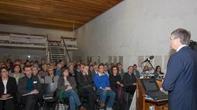 Zukunftswerkstatt 2027: Der Vortrag zur Kulturstadt Bremerhaven von Peter Vermeulen erzeugt eine gute Resonanz beim Publikum.