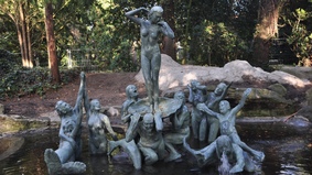 Inbetriebnahme der restaurierten Brunnenanlage „Die Geburt der Venus“ in Thieles Garten