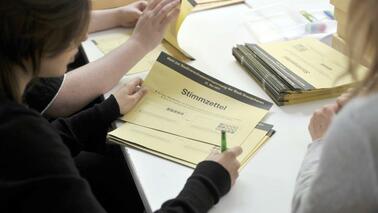 Bremerhaven sucht Wahlhelferinnen und Wahlhelfer
