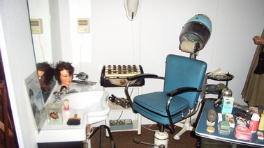  Additional components of a hair salon.