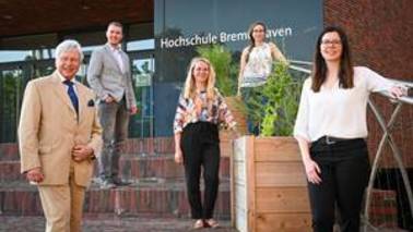 Absolventinnen und Absolvent der Hochschule Bremerhaven wurden für ihre Abschlussarbeiten ausgezeichnet